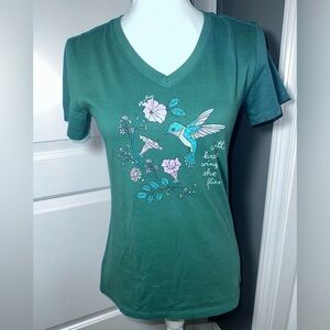 Life Is Good Crusher Tee Hummingbird Floral V-Neck XS NWT